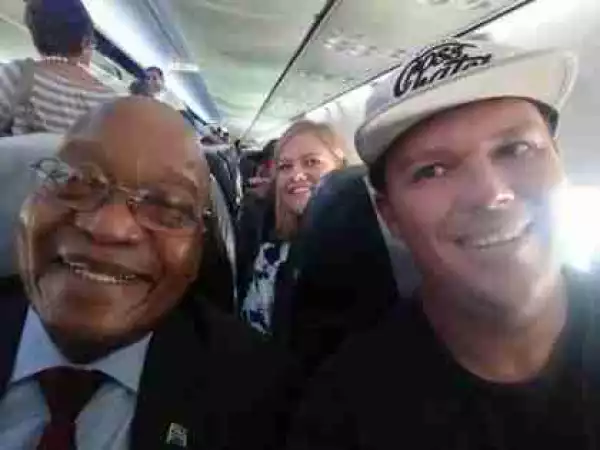 Kulula Passengers Snap Photos With Jacob Zuma In Economy Class (Photos)